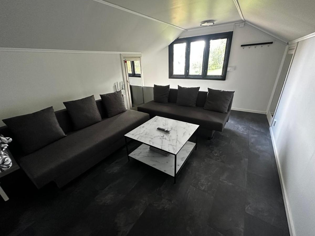 Luxurious Apartment Near Citycenter Бурос Экстерьер фото
